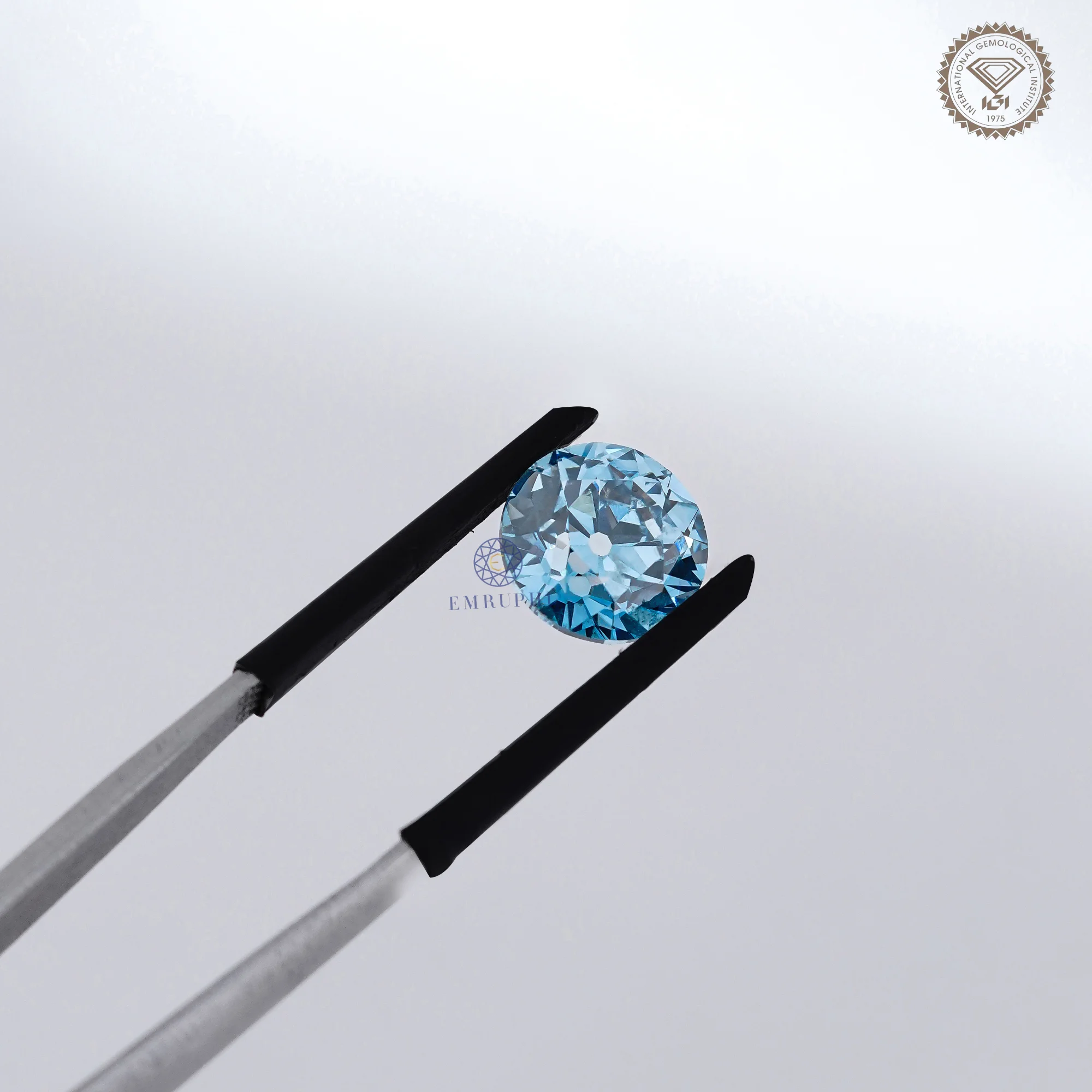 3.05 CT Round Cut Vivid Blue Old Mine Diamond, Loose Blue Diamond — view 3