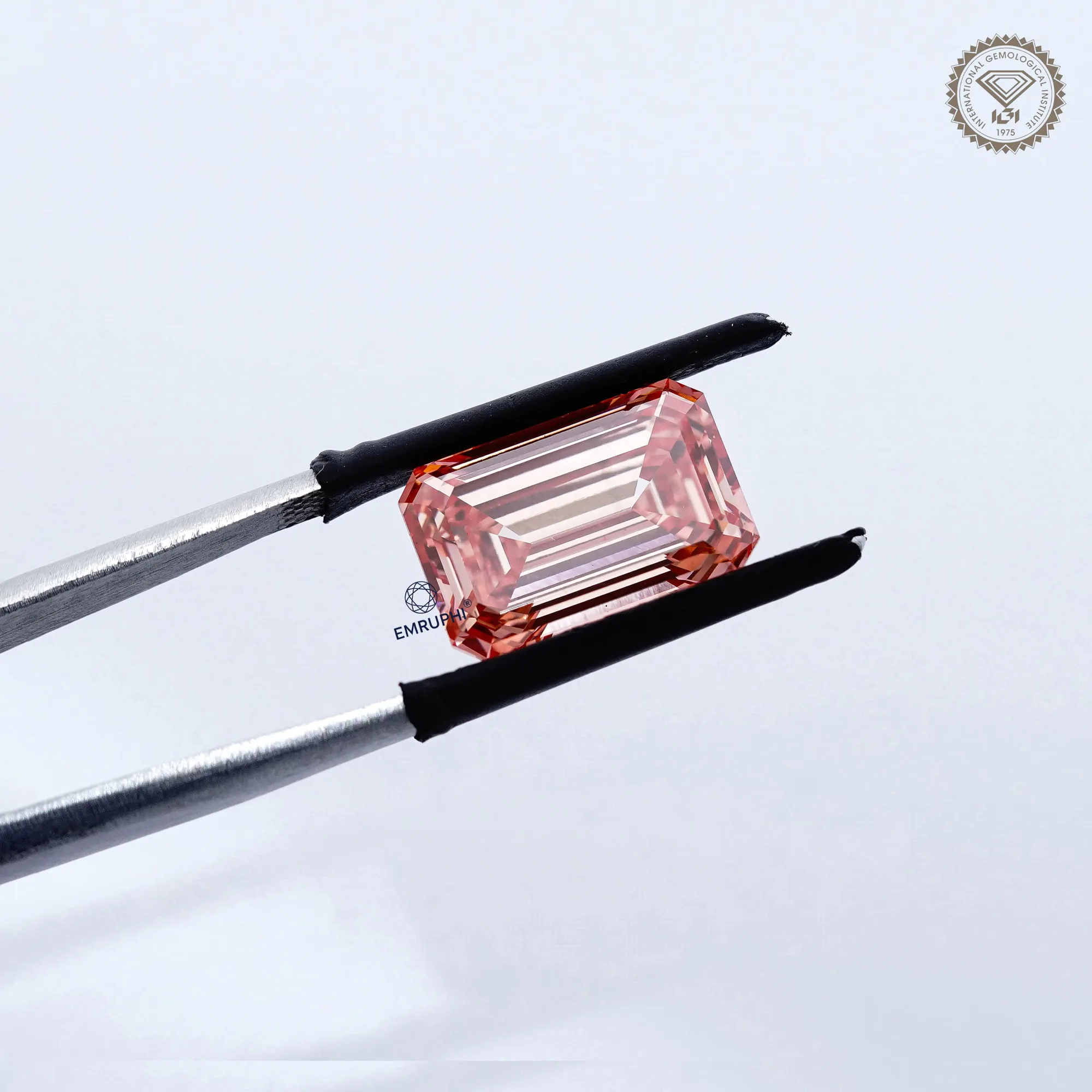 7.25 CT Emerald Cut Vivid Pink Lab Grown Diamond, Loose Fancy Diamond — view 5