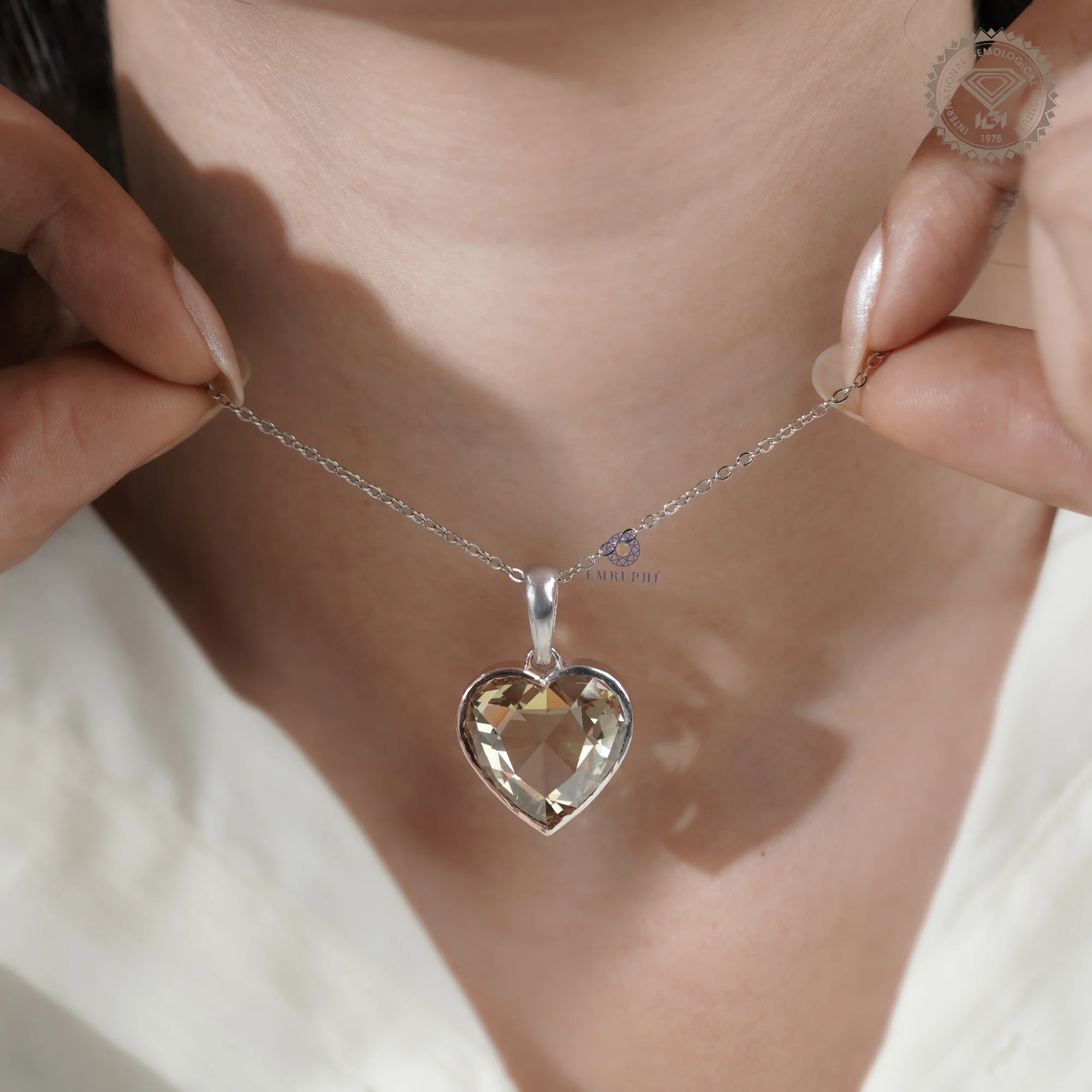 17 CT Heart Rose Cut Lab Grown Diamond Pendant, Vivid Green Color Diamond, Heart Bezel Necklace For Women — view 10