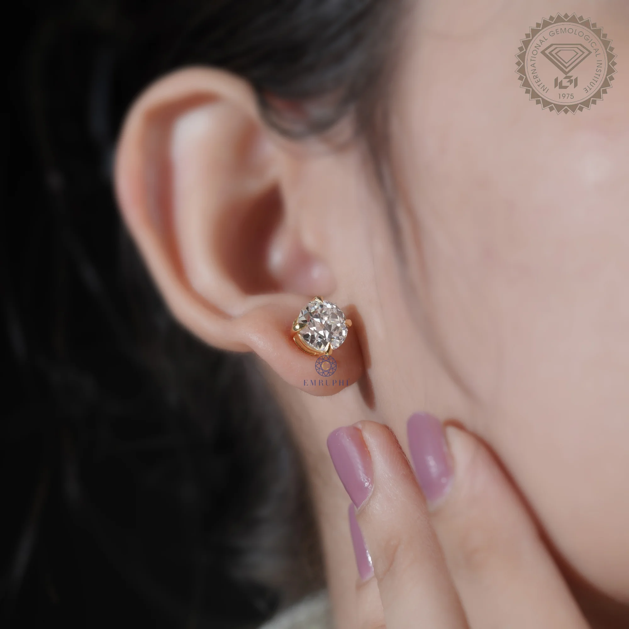 Round Old Mine Stud Earrings in 14k Yellow Gold, Solitaire Stud For Women — view 8