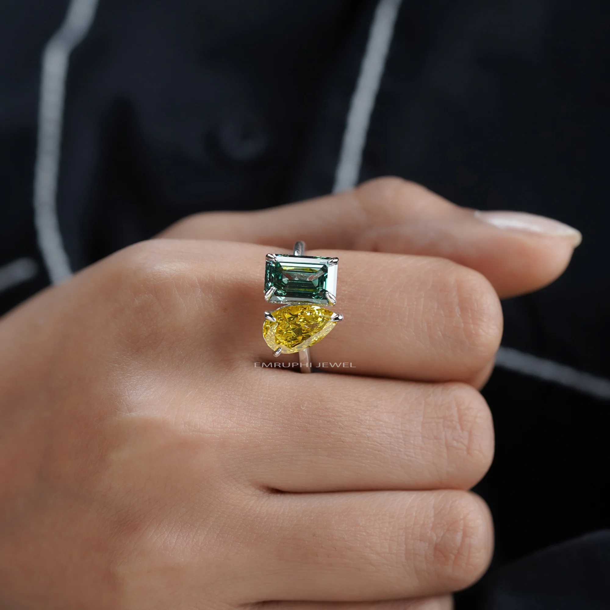 Pear & Emerald Lab Grown Diamond Toi et Moi Ring, Lab Grown Diamond Toi Et Moi Ring — view 9