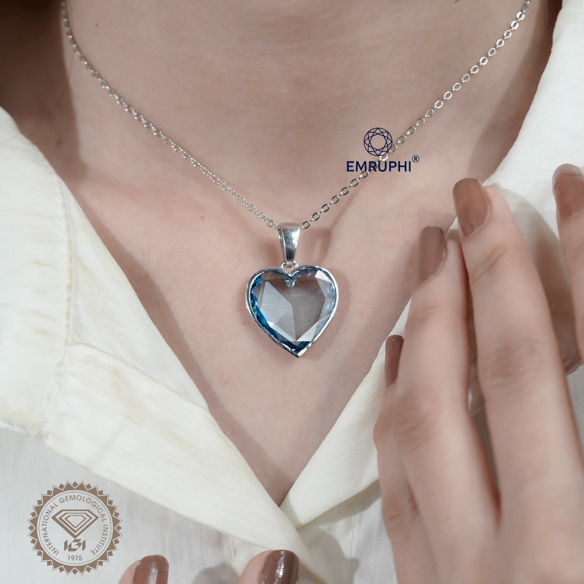 7 CT Vivid Blue Heart Diamond Pendant Necklace in 14K Gold — view 6