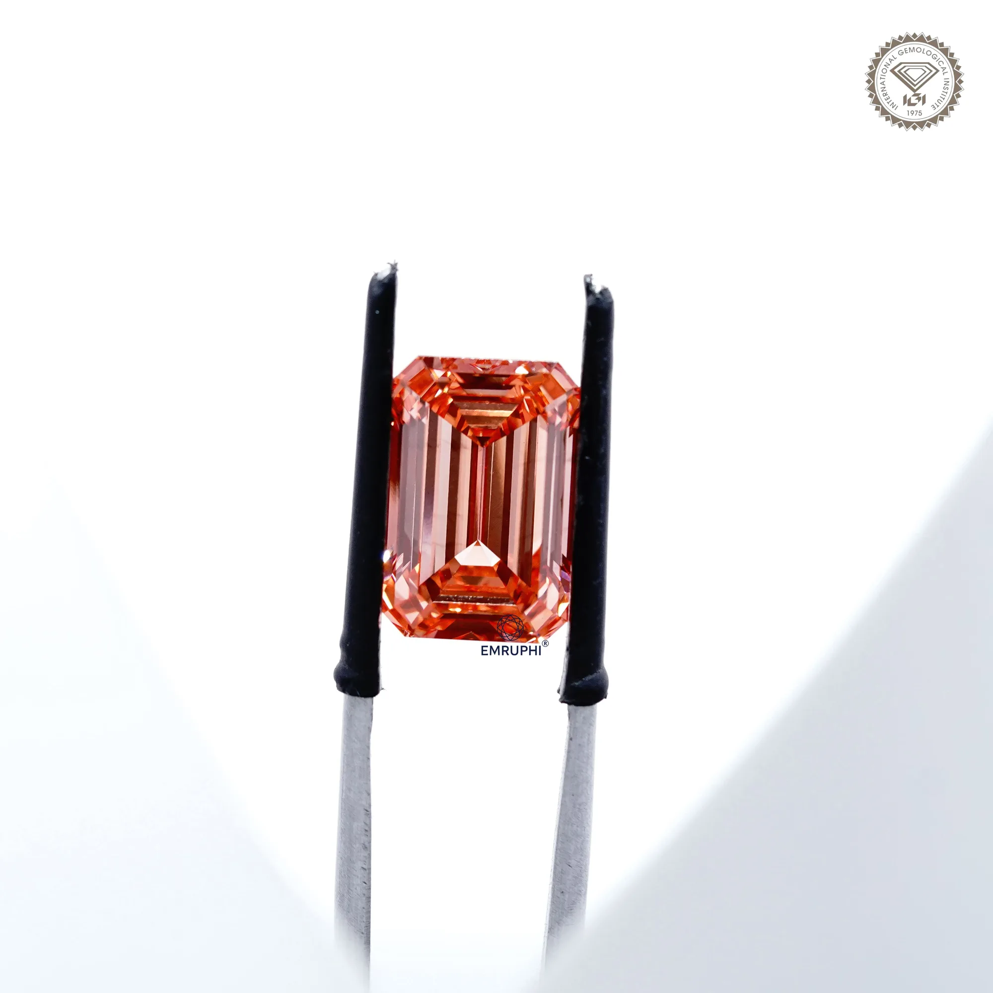 7.25 CT Emerald Cut Vivid Pink Lab Grown Diamond, Loose Fancy Diamond