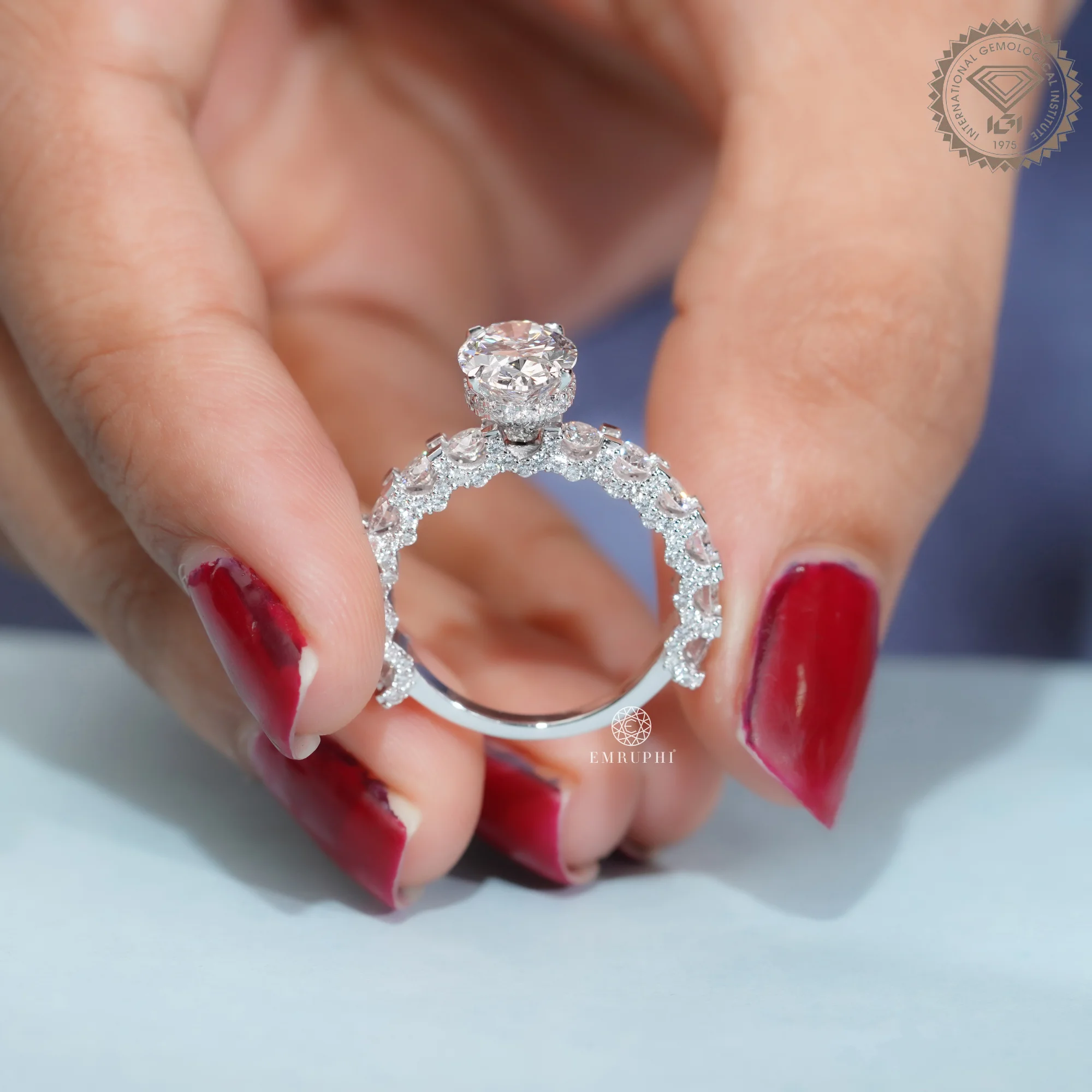 2 CT Oval Cut Lab Grown Diamond Engagement Ring, Graduated Oval Diamond Band — view 11
