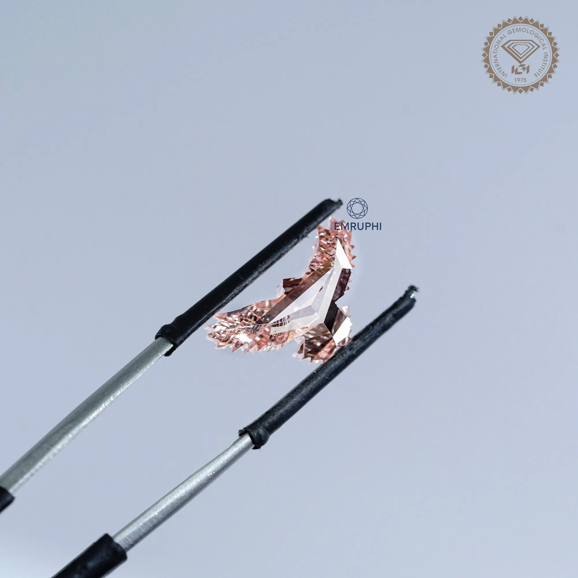 5 CT Vivid Pink Eagle Cut Lab Grown Diamond, IGI Certified — view 8