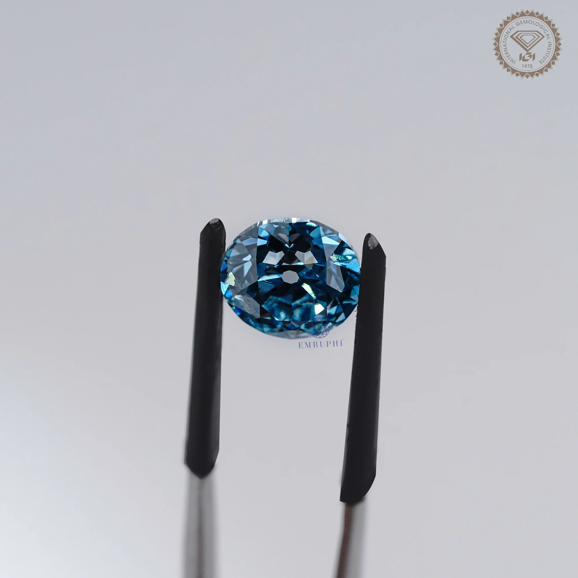 3.05 CT Round Cut Vivid Blue Old Mine Diamond, Loose Blue Diamond — view 5