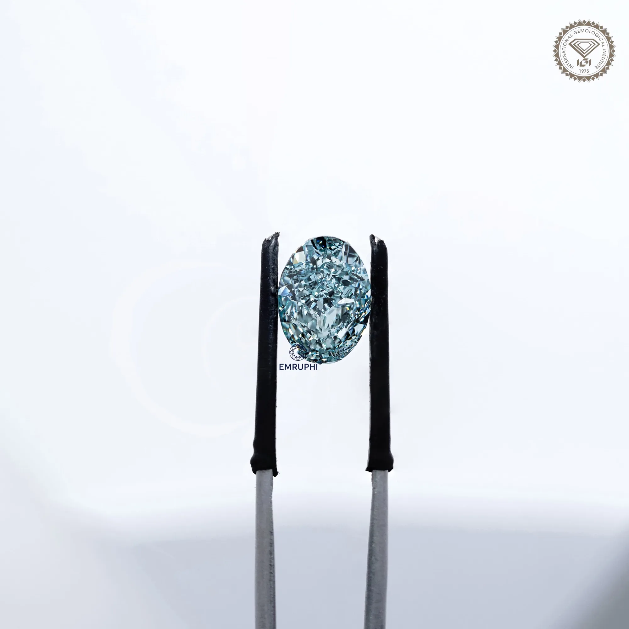 4.22 CT Oval Cut Antique Color Lab Grown Diamond — view 7