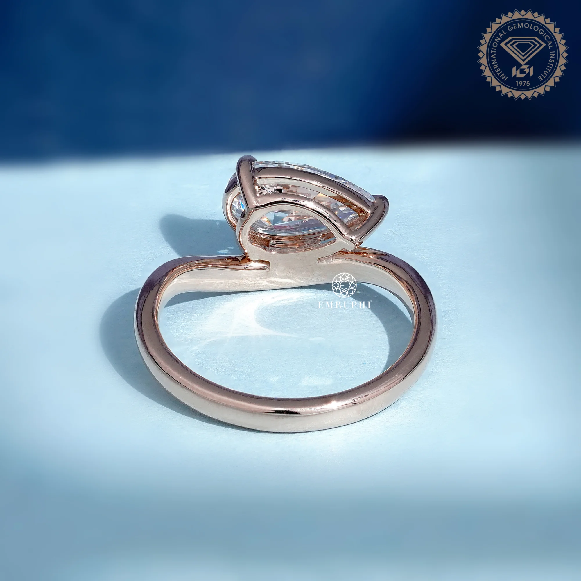 1 CT Pear Cut Lab Grown Diamond Engagement Ring, Curved Solitaire Ring — view 4