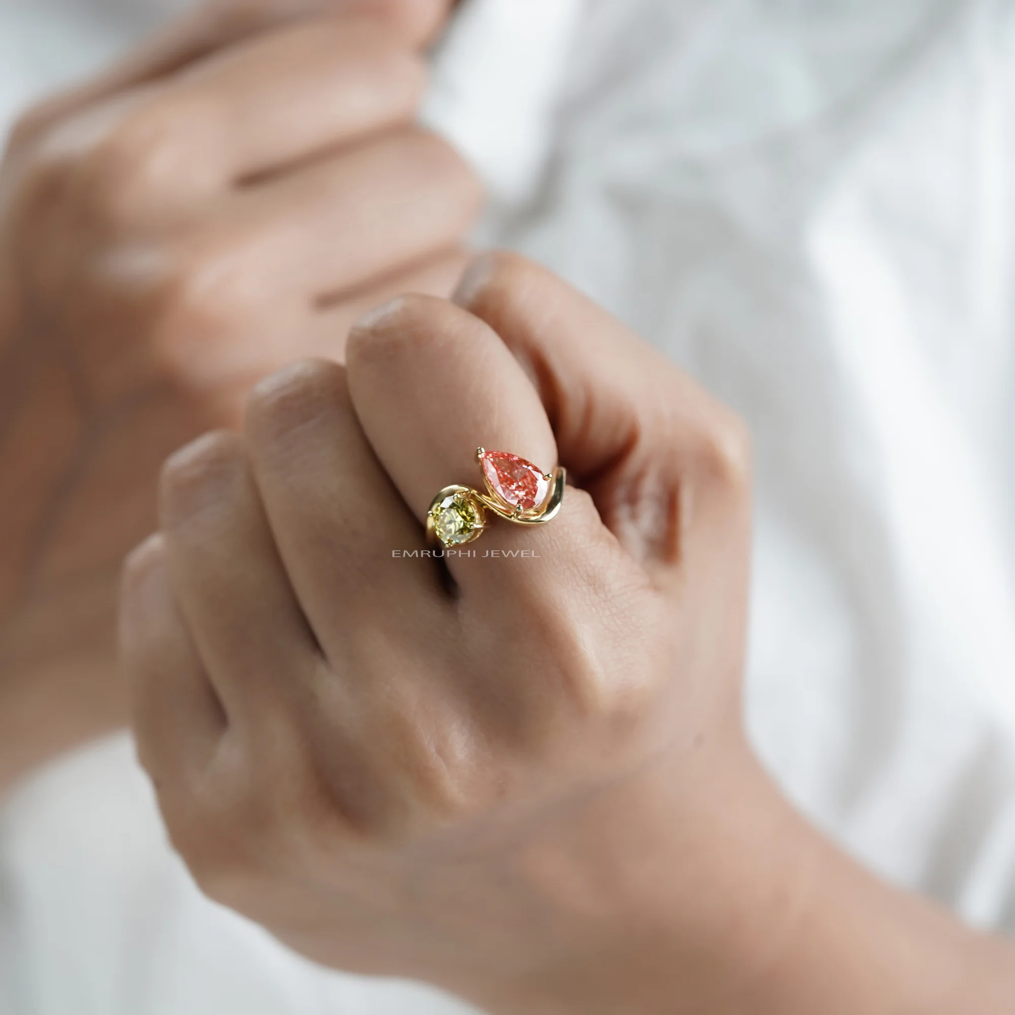 14K Gold Toi et Moi Ring, Yellow & Pink Lab Grown Diamonds — view 8