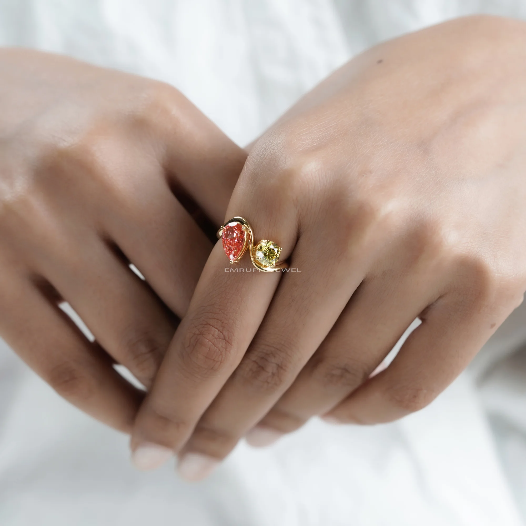 14K Gold Toi et Moi Ring, Yellow & Pink Lab Grown Diamonds — view 7