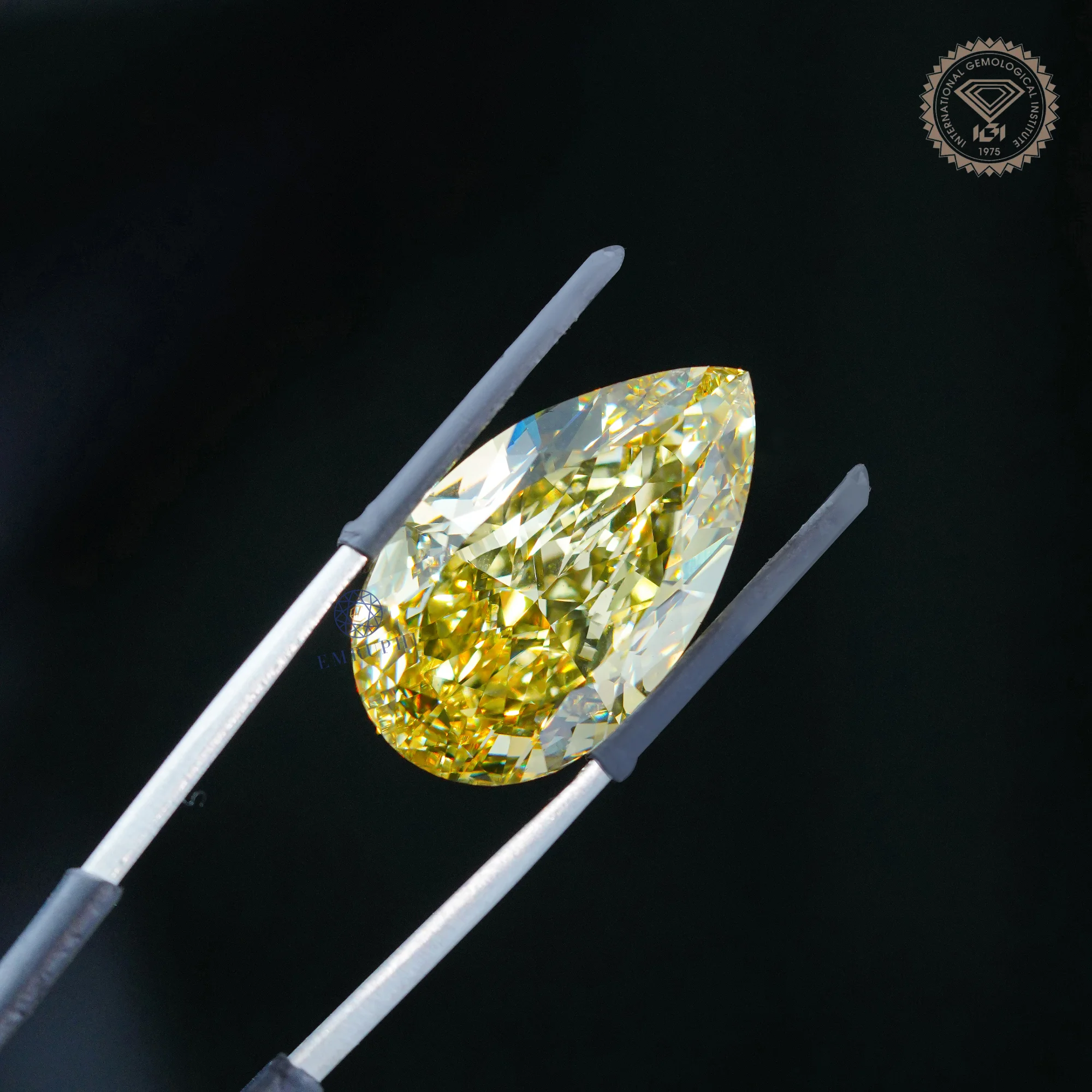 30 CT Pear Cut Lab Diamond, Vivid Yellow Lab Grown, IGI Certified — view 9