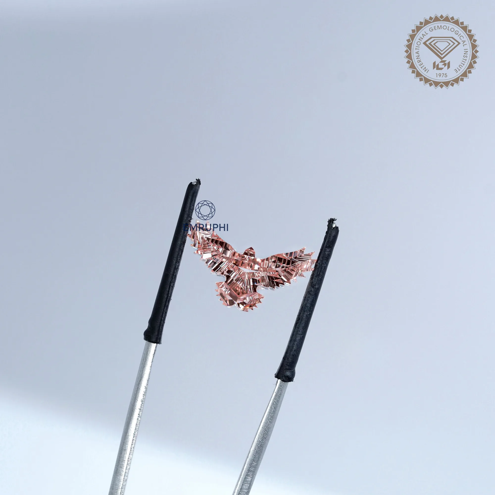 5 CT Vivid Pink Eagle Cut Lab Grown Diamond, IGI Certified — view 9