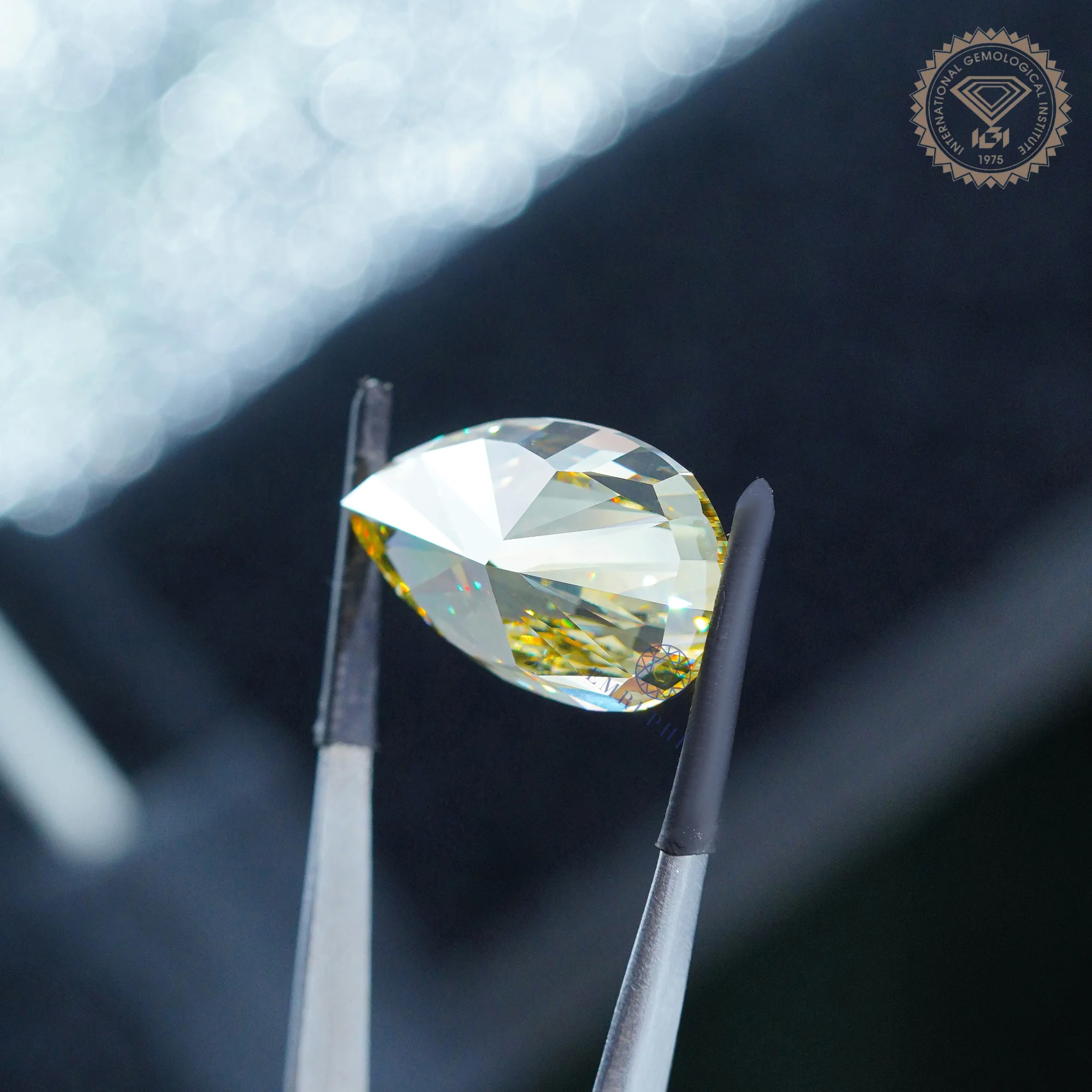 30 CT Pear Cut Lab Diamond, Vivid Yellow Lab Grown, IGI Certified — view 4