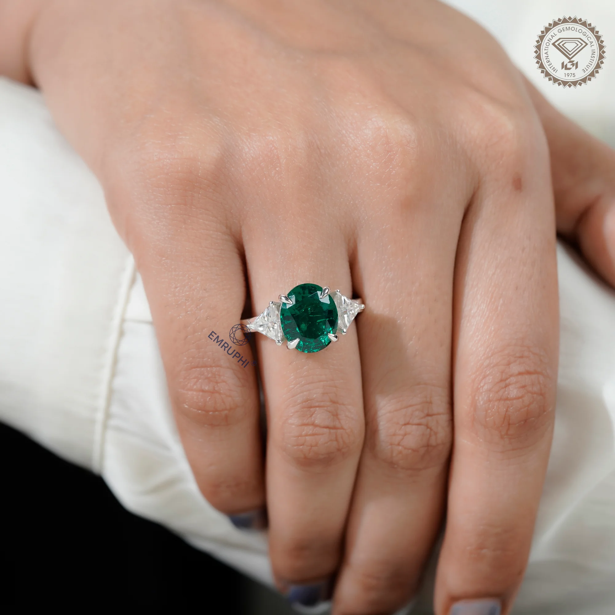 4.5 CT Oval Green Lab Grown Diamond Ring, Trillion Moissanite Sides — view 11