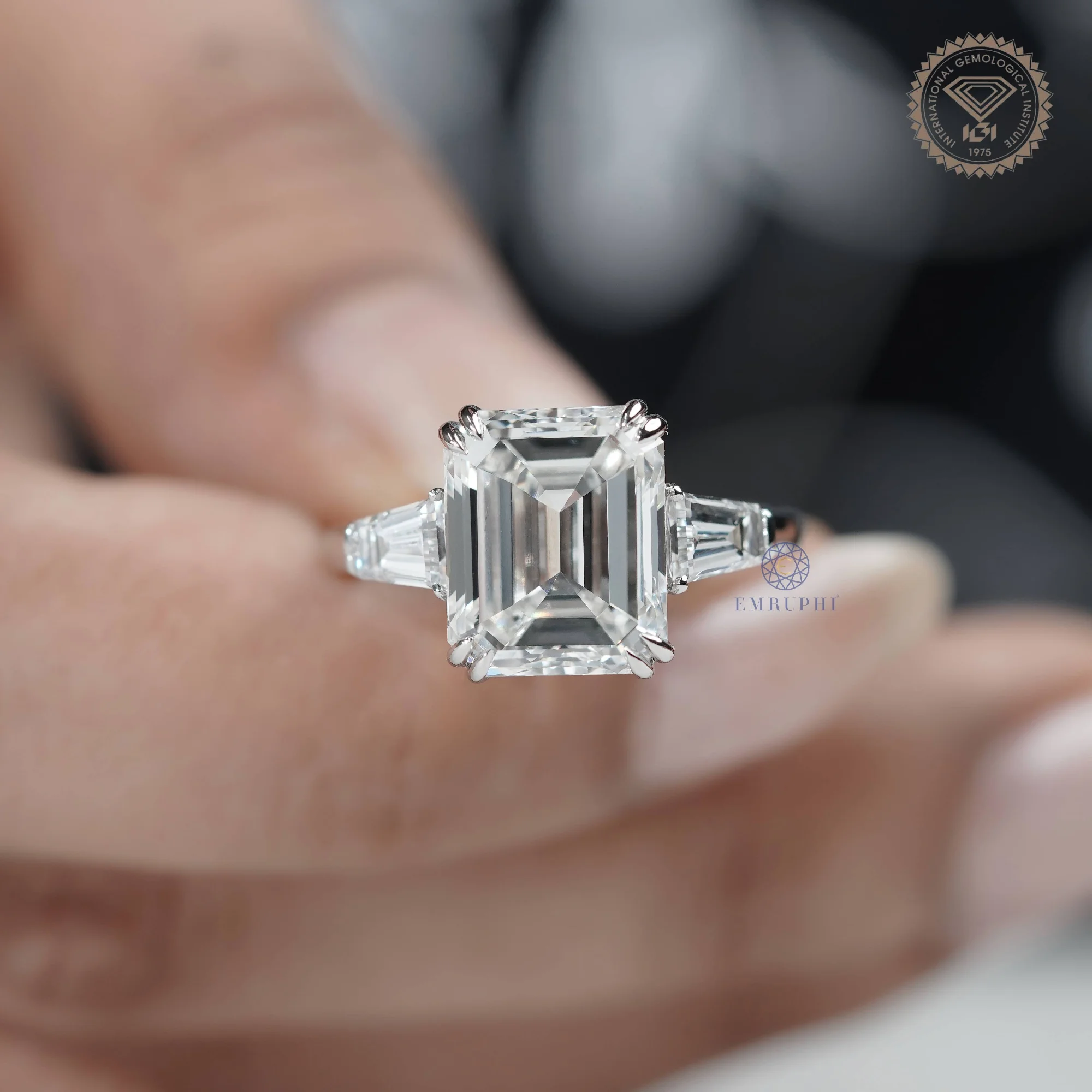 Emerald Lab Diamond Engagement ring in 14k Gold, Baguette Side Stones — view 5