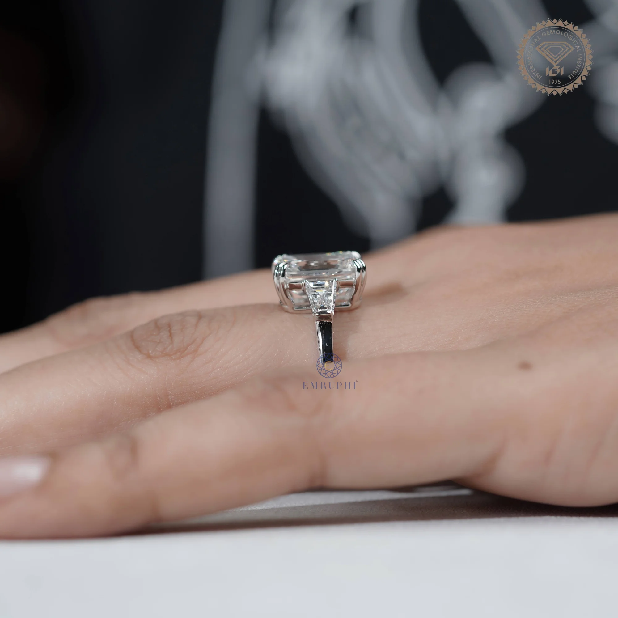 Emerald Lab Diamond Engagement ring in 14k Gold, Baguette Side Stones — view 10