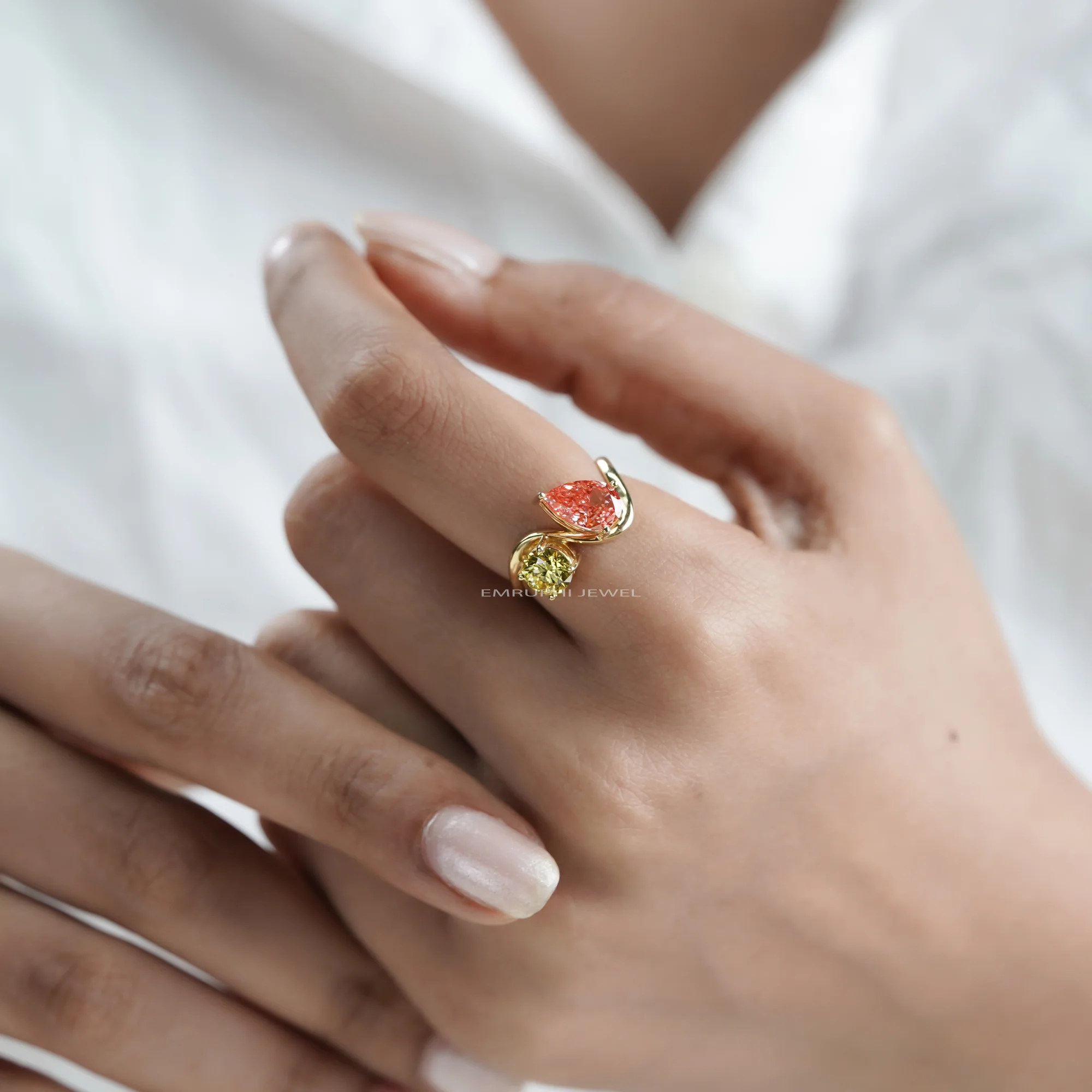 14K Gold Toi et Moi Ring, Yellow & Pink Lab Grown Diamonds — view 6