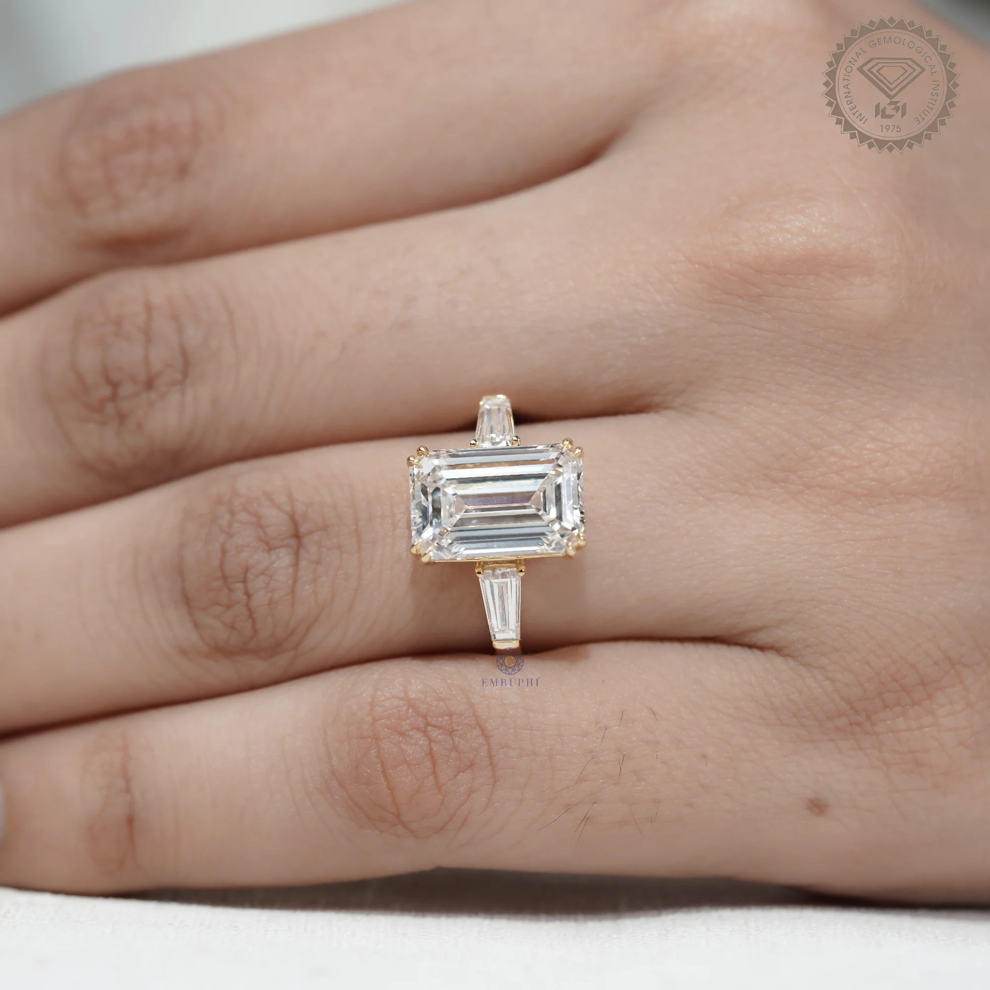 5 CT Emerald Lab Diamond Engagement Ring in 14k Gold, Three Stone Emerald Ring with Trapezoid Side Diamonds — view 8