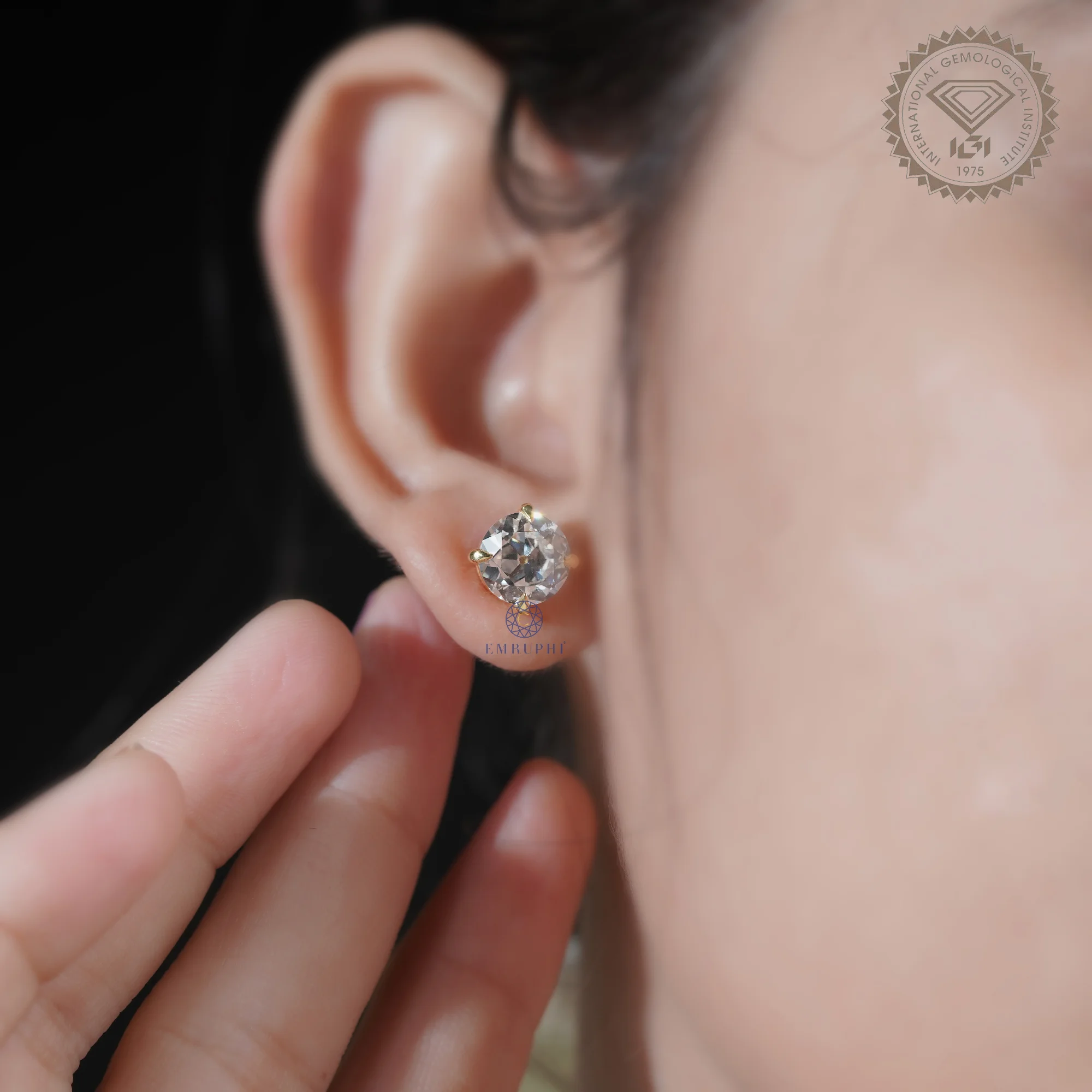 Round Old Mine Stud Earrings in 14k Yellow Gold, Solitaire Stud For Women — view 10