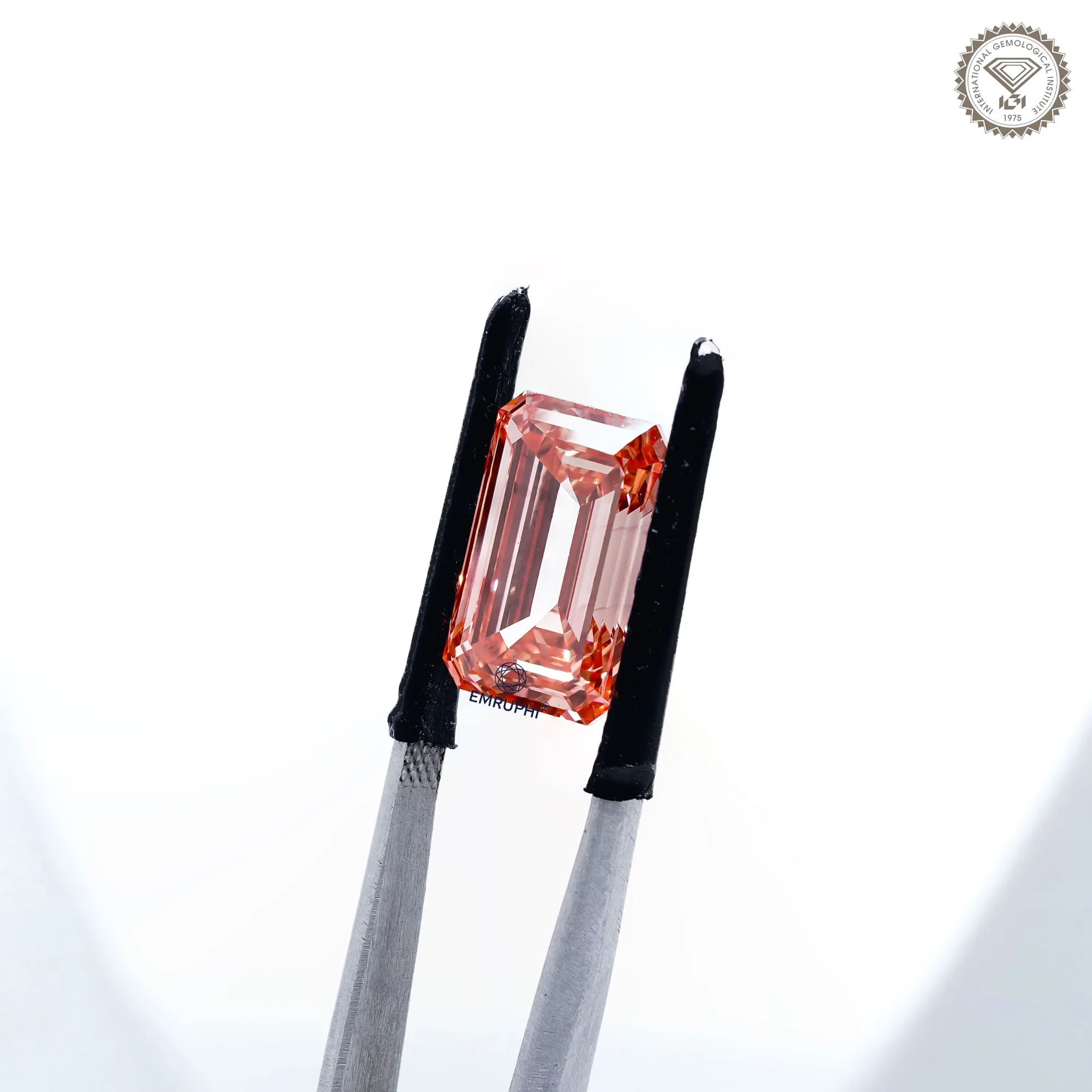 7.25 CT Emerald Cut Vivid Pink Lab Grown Diamond, Loose Fancy Diamond — view 4