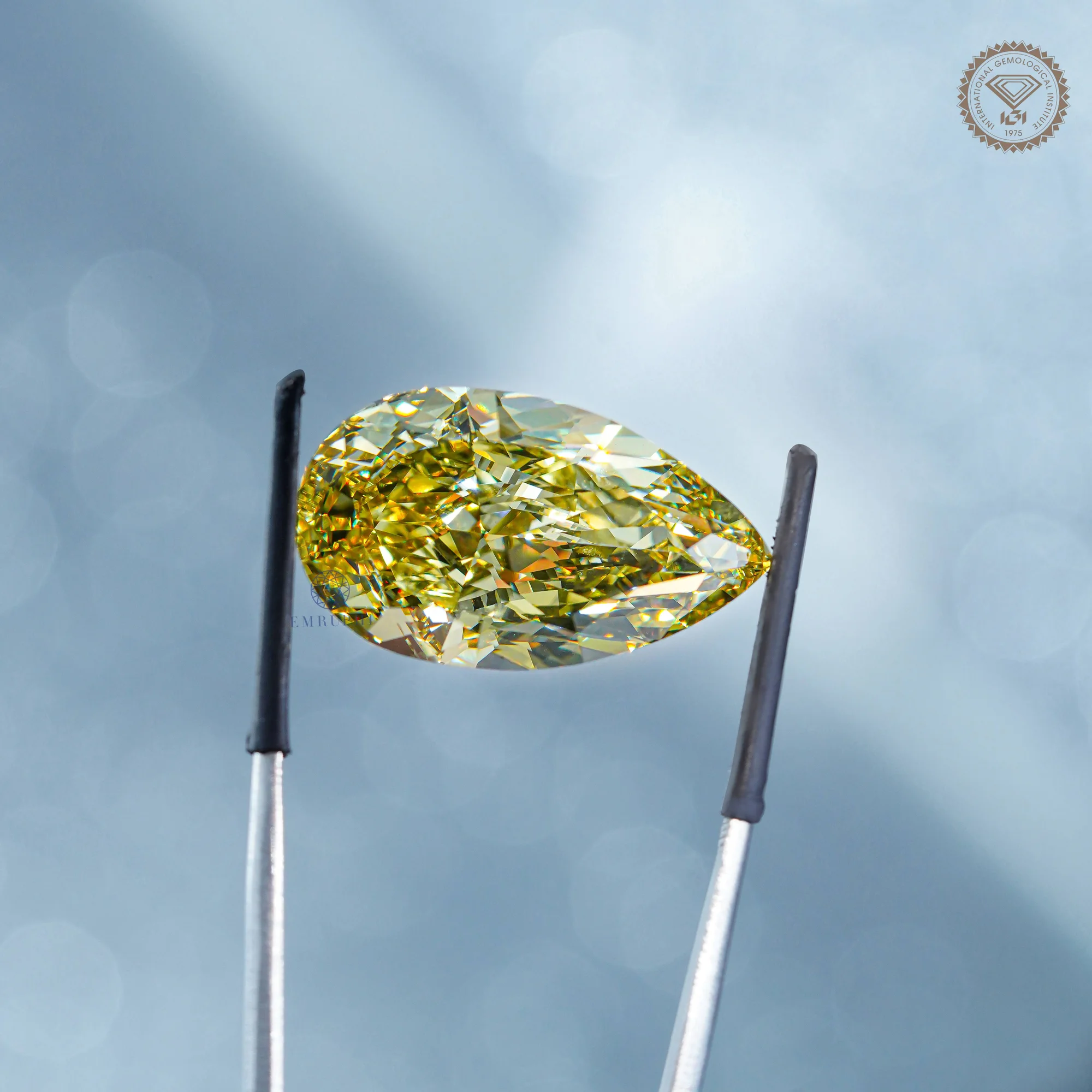 30 CT Pear Cut Lab Diamond, Vivid Yellow Lab Grown, IGI Certified