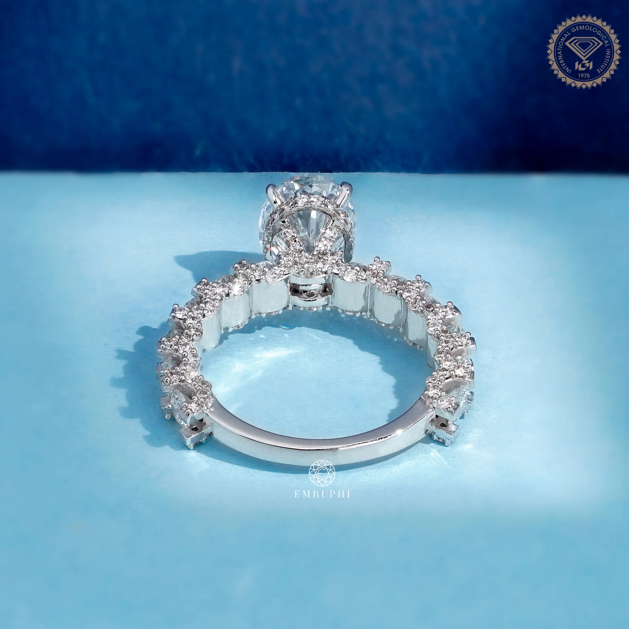 2 CT Oval Cut Lab Grown Diamond Engagement Ring, Graduated Oval Diamond Band — view 4