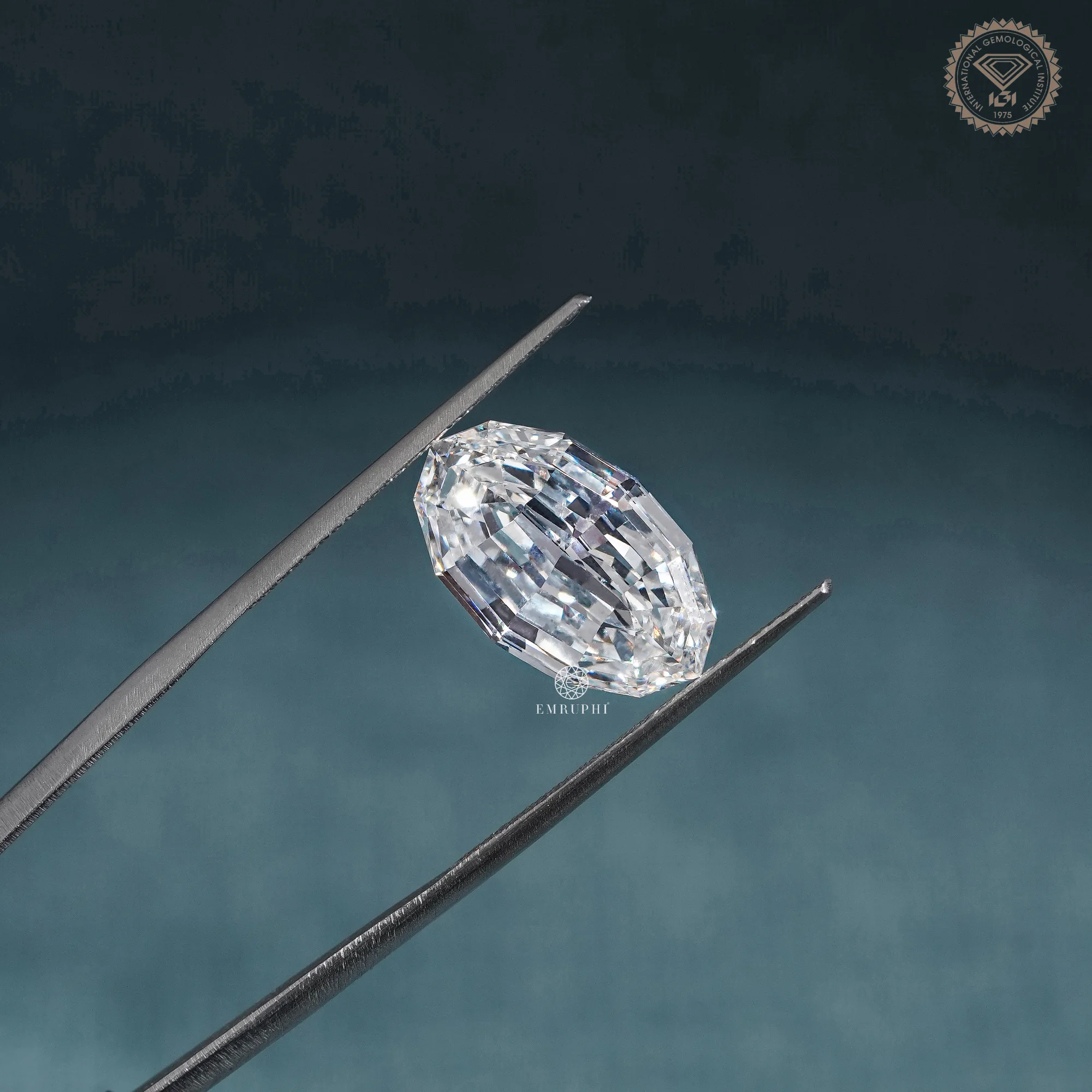 7 Carat Oval Step Cut Loose Diamond, IGI Certified — view 2