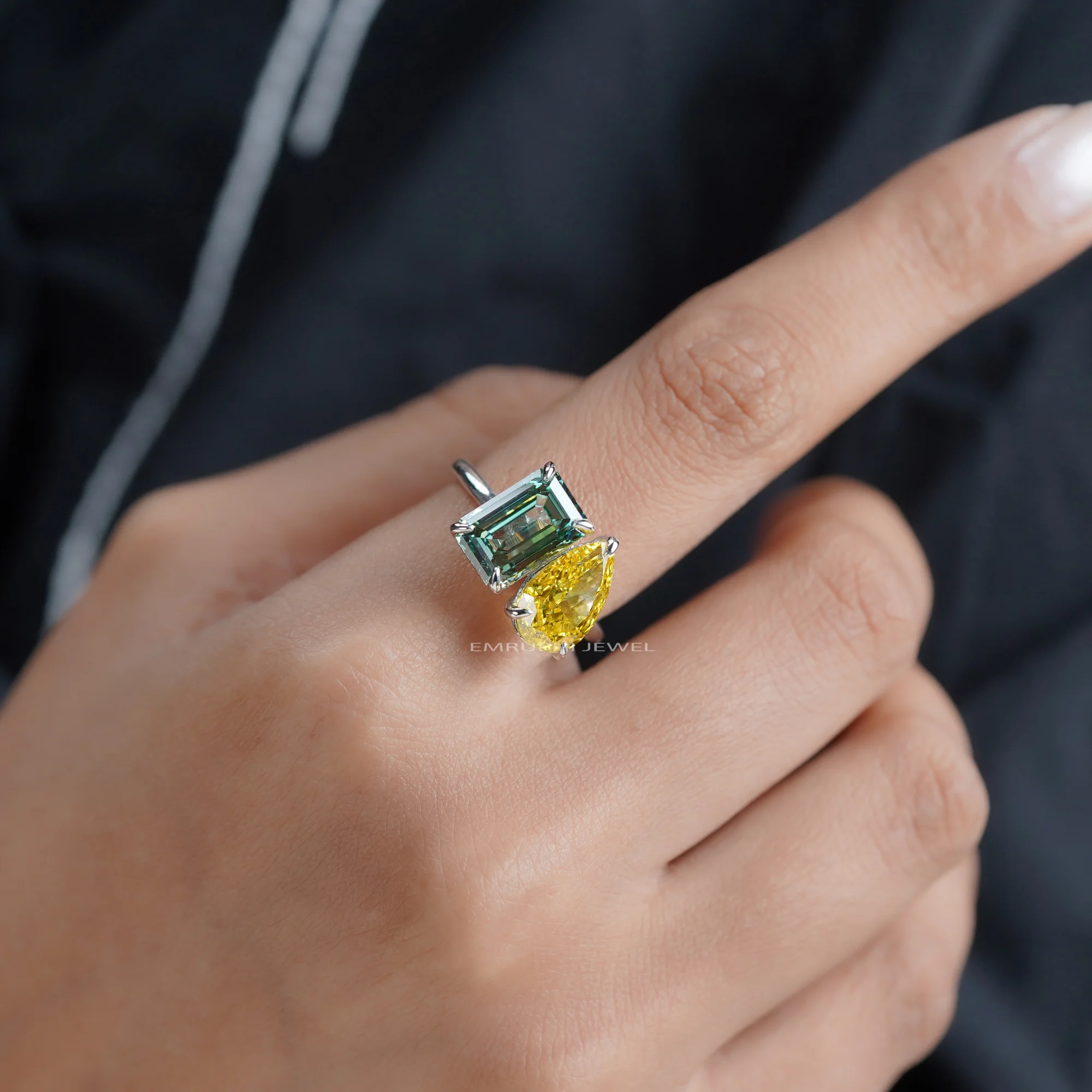 Pear & Emerald Lab Grown Diamond Toi et Moi Ring, Lab Grown Diamond Toi Et Moi Ring — view 8