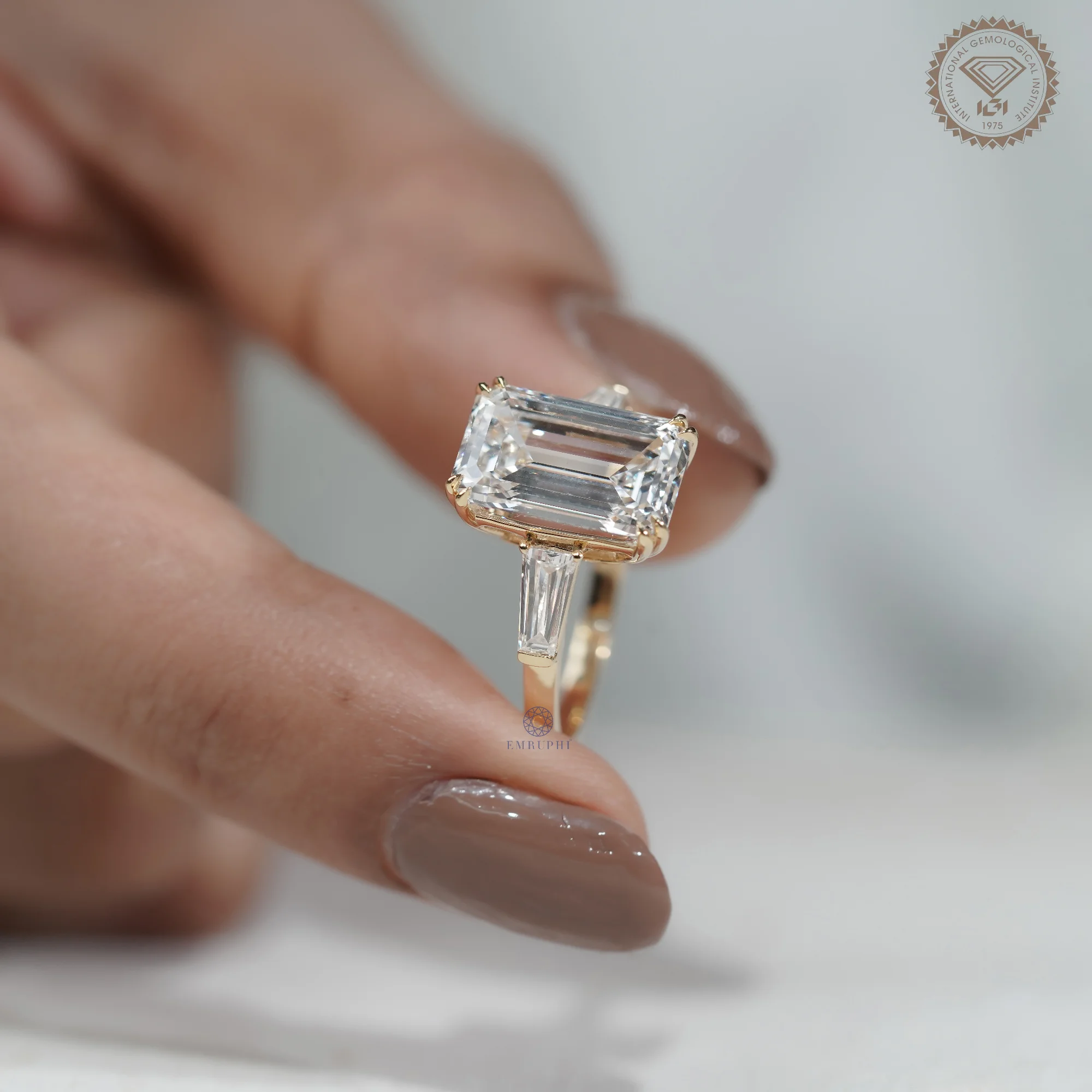 5 CT Emerald Lab Diamond Engagement Ring in 14k Gold, Three Stone Emerald Ring with Trapezoid Side Diamonds — view 13