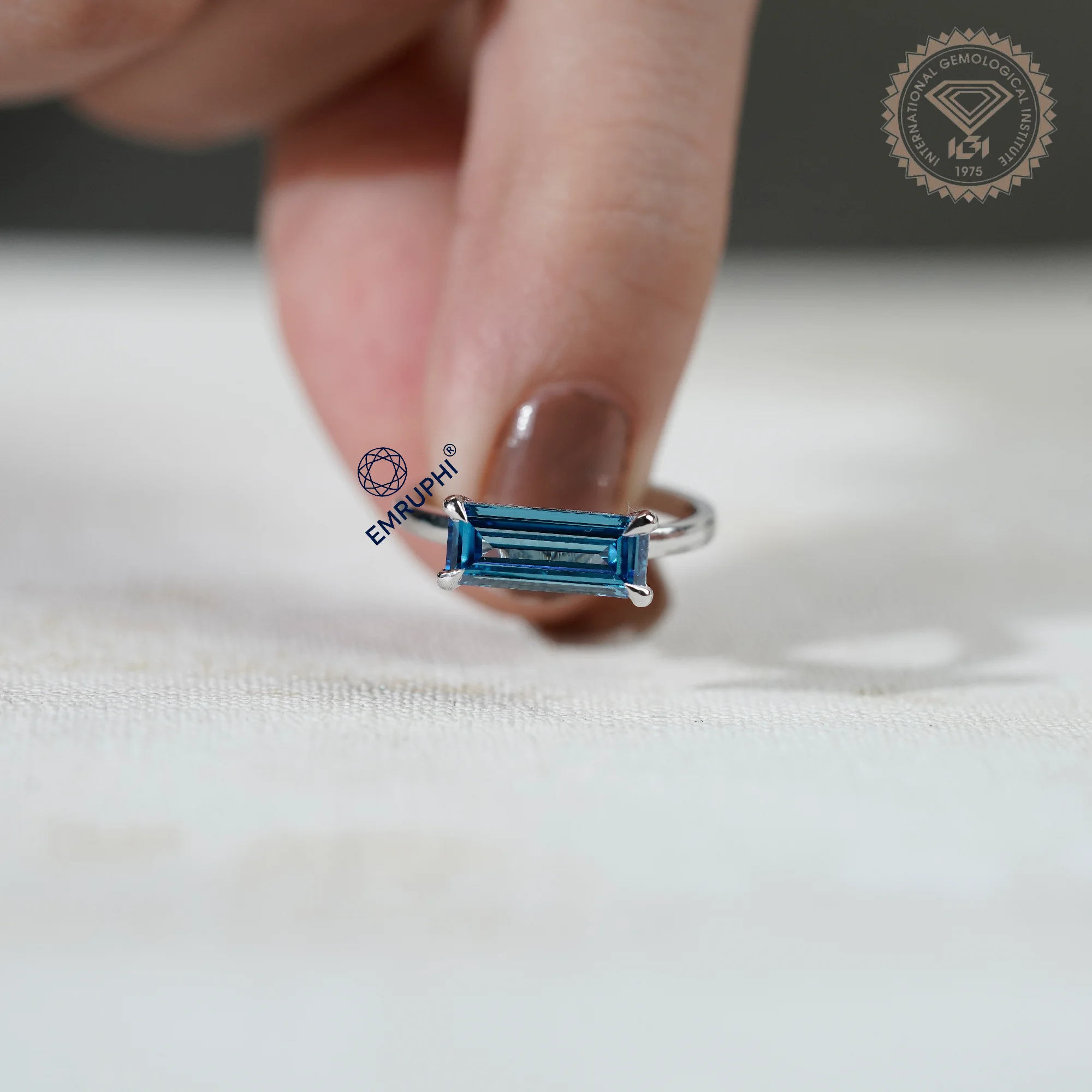 Baguette Diamond Solitaire Ring, Vivid Blue Lab Diamond Baguette — view 14