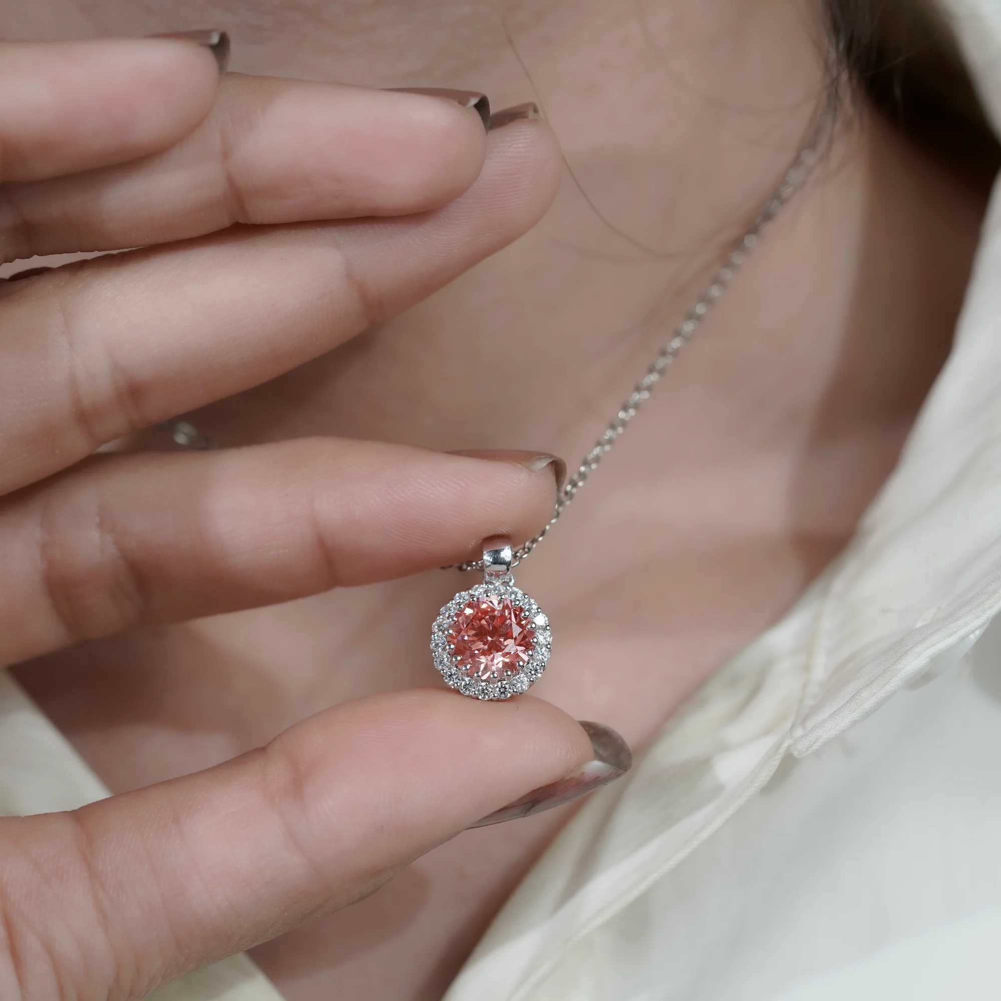 Vivid Pink Round Halo Pendant, Certified Lab Grown Diamond — view 13