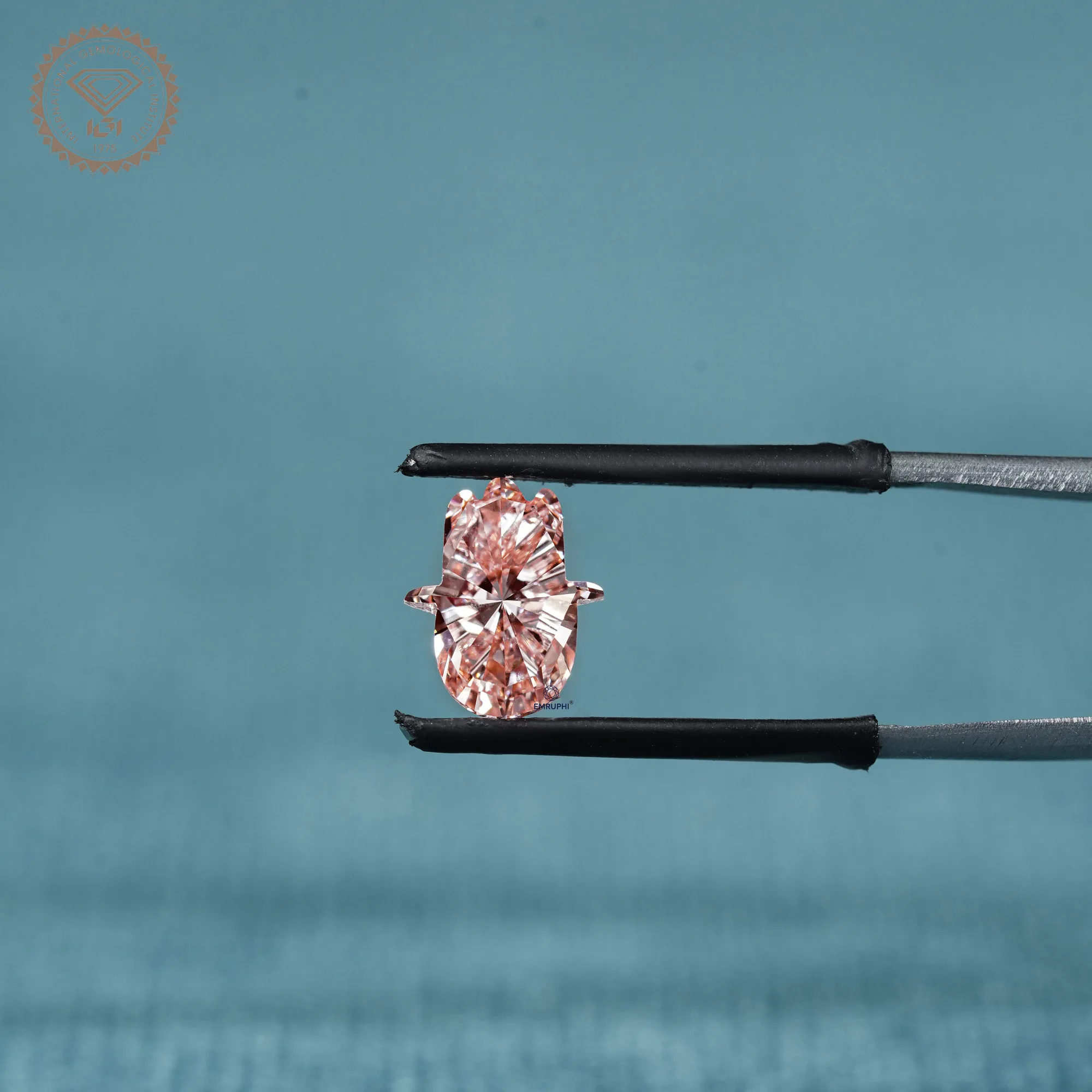 Vivid Pink Hamsa Cut Lab Diamond 2.34 CT, VS1 Clarity, IGI Certified — view 5