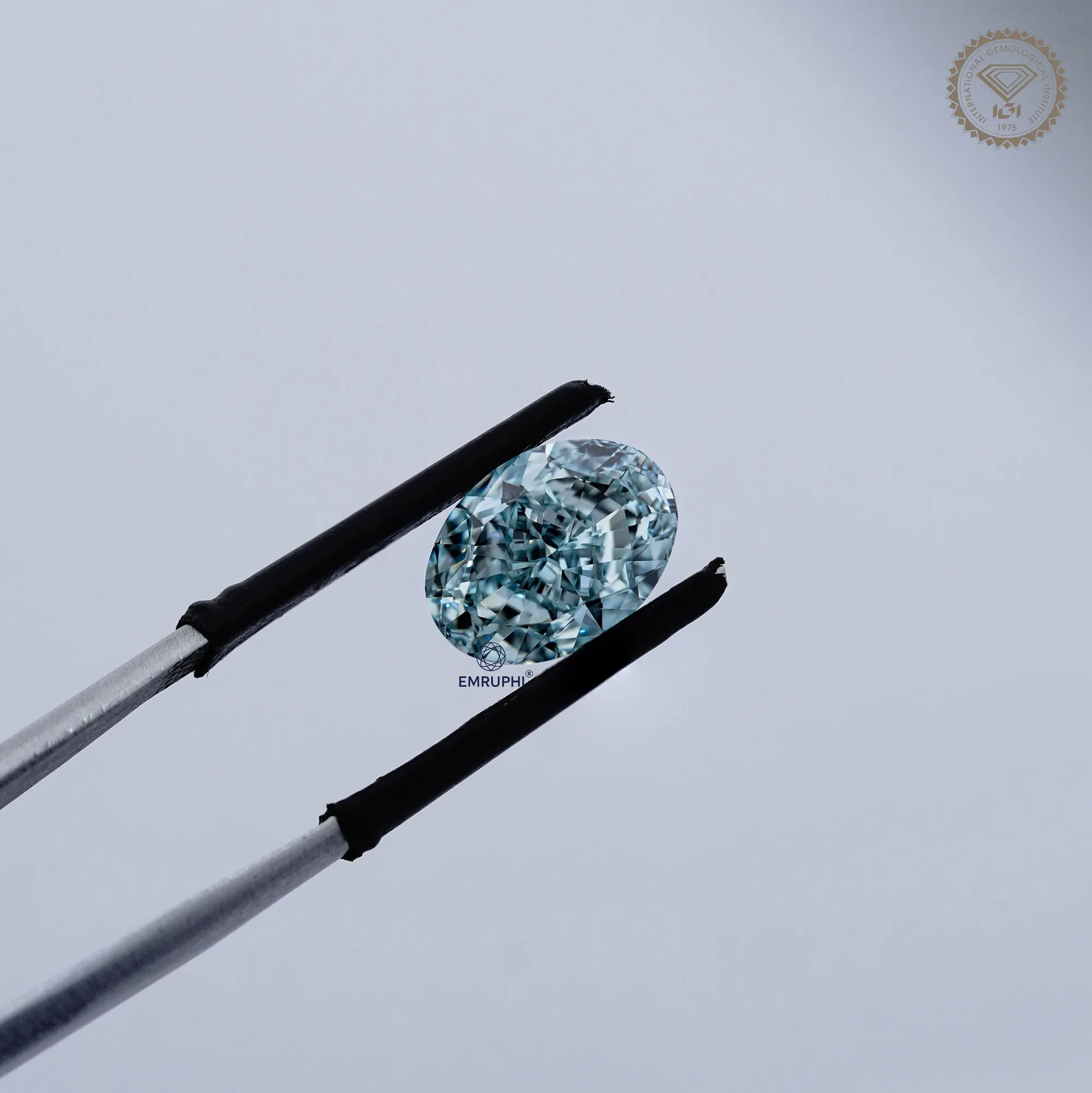 4.22 CT Oval Cut Antique Color Lab Grown Diamond — view 3