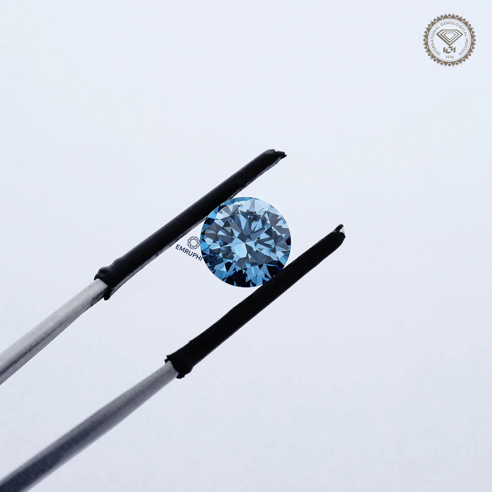 2 Carat Round Cut Lab Diamond, Vivid Blue Loose Diamond, IGI Certified — view 4